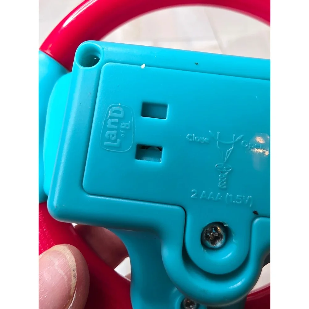 Land of B. by B. toys Woo-Hue Steering Wheel Toy Red Teal Panda Sound‎ Lights G1